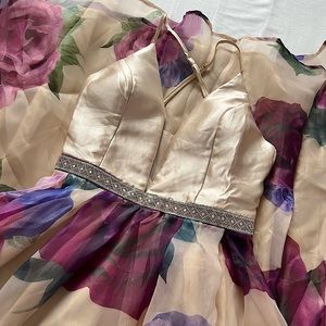 NWOT Ivory Floral Satin Gown ✨